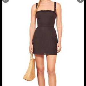 Reformation Janie linen mini dress size 0, black